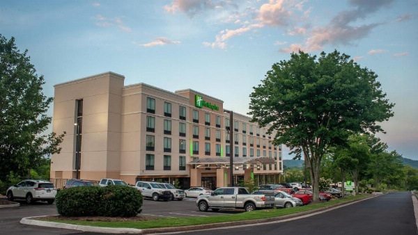 Holiday Inn Knoxville N - Merchant Drive image 19
