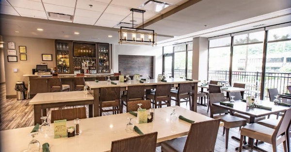Holiday Inn Knoxville N - Merchant Drive image 21