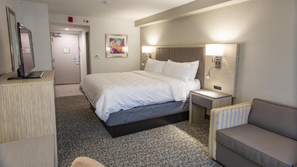 Holiday Inn Knoxville N - Merchant Drive image 30